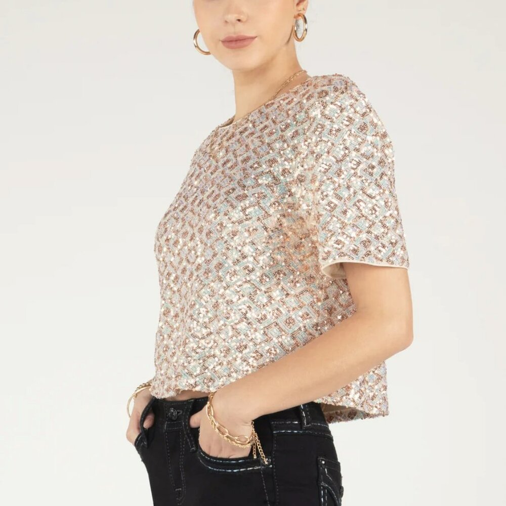 Miss Me Geometric Sequin Short Sleeve Top - Picture 2 of 3